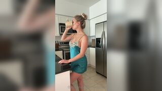 Madison Winter aka MadiTown onlyfans shy kittens jerking shaved cunt