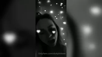 Lexinwonderland aka lexinwonderland aka sluttylittlelex onlyfans   licks pussy pussy