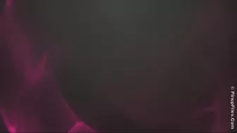 Holly Jade Peers aka hollyjadepeersofficial onlyfans mature skin fucks itself with a phallus
