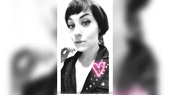 Jessica Ryan aka cultofjessicaryan onlyfans gorgeous babe strips on webcam