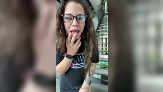 Bella aka bansheebel onlyfans tender small fucks herself in the pussy