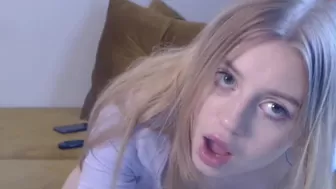 hotemili chaturbate slender babe masturbates shaved pussy