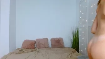 kittycat__lovee chaturbate young babe fucks sex toy