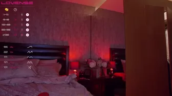 karrin chaturbate  decided to arrange a vipshow with a vulgar contest