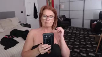 julia_stits chaturbate  meter dick in all holes